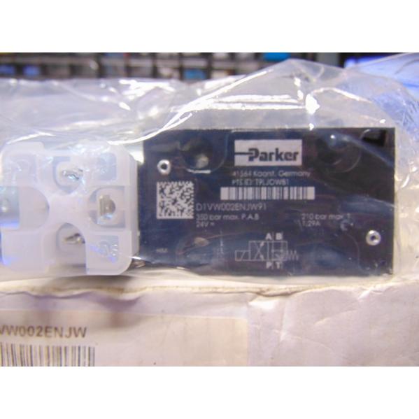 REXROTH  R900052621 M-3SED 6 UK13/350CG24N9K4 irányszelep